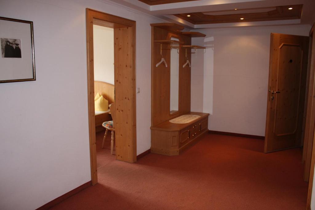 Pension Sonnenheim シェーンベルク・イム・シュトゥーバイタール 部屋 写真