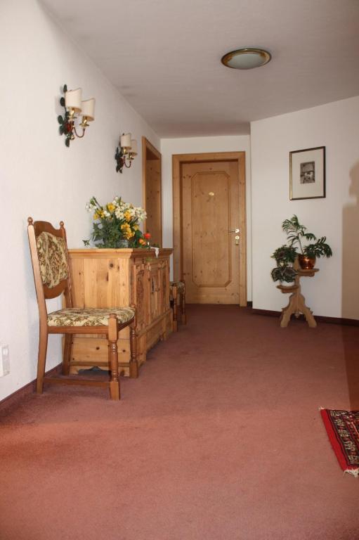 Pension Sonnenheim シェーンベルク・イム・シュトゥーバイタール エクステリア 写真